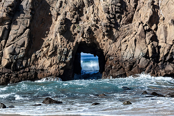 Key Hole Arch, Pheiffer Beach 2