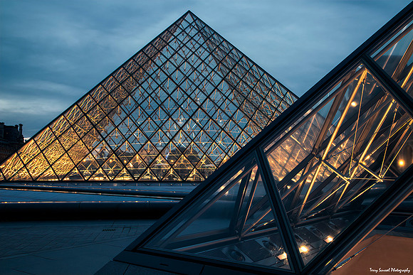 Louvre Pyramid 2