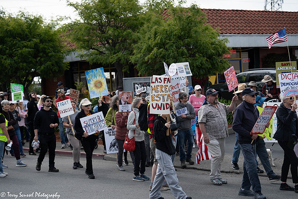 Marin_Fight_the_Right 7 (Terry Scussel)