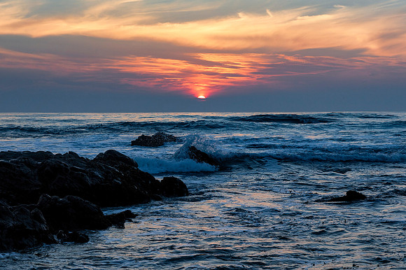 Day's End Moonstone Beach