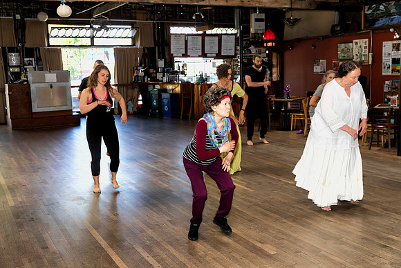 Afro-Cuban Dance w-Judith Justiz 3