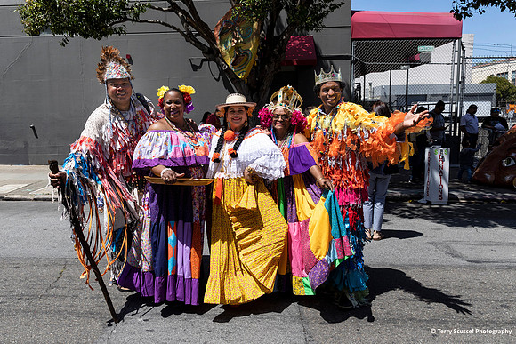 Carnaval Festival 34 (Terry Scussel)