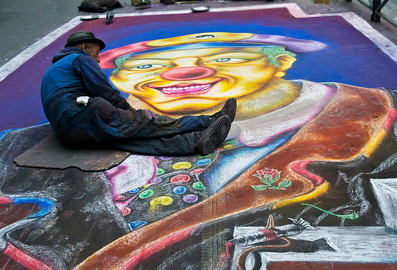 Helmut Artiste - Paris Sidewalk Artist -