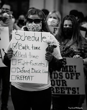 Solidarity w-Portland Rally 18 B&W (Terry Scussel)