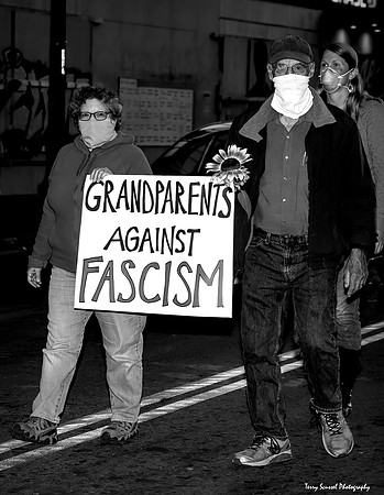 Solidarity w-Portland Rally 50 B&W (Terry Scussel)