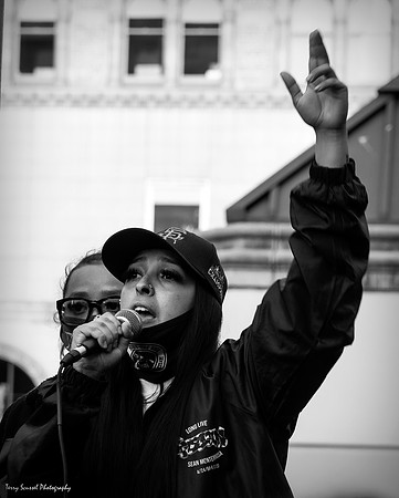 Solidarity w-Portland Rally 30 (Terry Scussel)