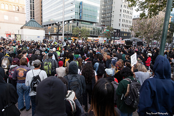 Solidarity w-Portland Rally 31 (Terry Scussel)