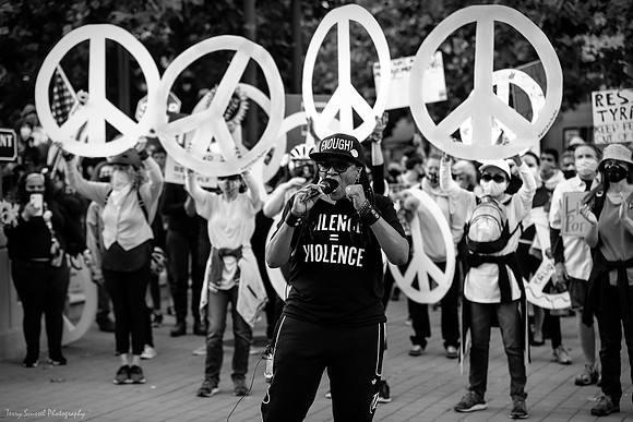 Solidarity w-Portland Rally 23 B&W (Terry Scussel)