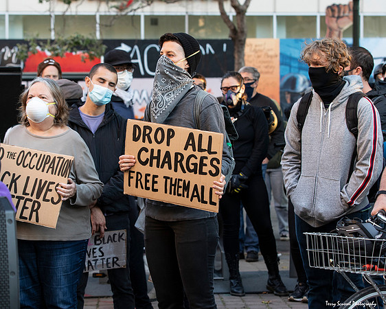 Solidarity w-Portland Rally 27 (Terry Scussel)