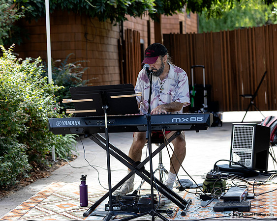 San Rafael PorchFest 12 (Terry Scussel)