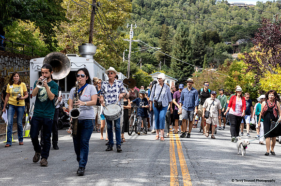 San Rafael PorchFest 38 (Terry Scussel)