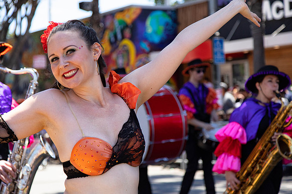 Carnaval Parade 24