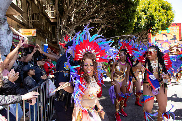 Carnaval Parade 42