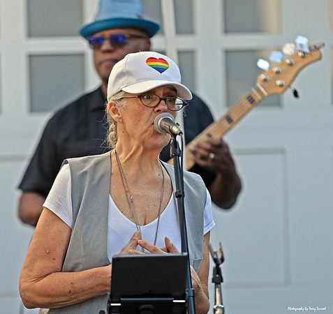 SRPF25_April & Monroe Grisman 4 (©Terry Scussel)
