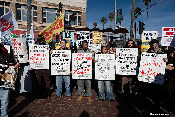 Protest Imperialism of Venezuela 18 (© Terry Scussel) copy