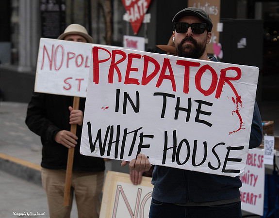 Trump TakeDown SF 28 (© Terry Scussel) copy