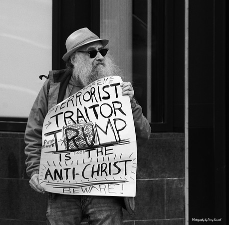 Trump TakeDown SF 32 (© Terry Scussel) copy