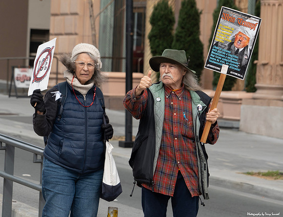 Trump TakeDown SF 36 (© Terry Scussel) copy