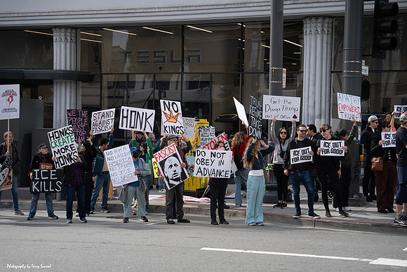 Trump Take_Down SF 18 (© Terry Scussel) copy