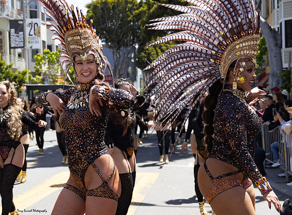 Parade 23 (Terry Scussel)