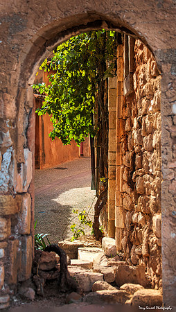 Roussillon Archway 2