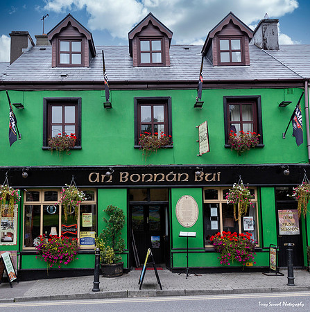 An Bonnán Buí, Caheesiveen