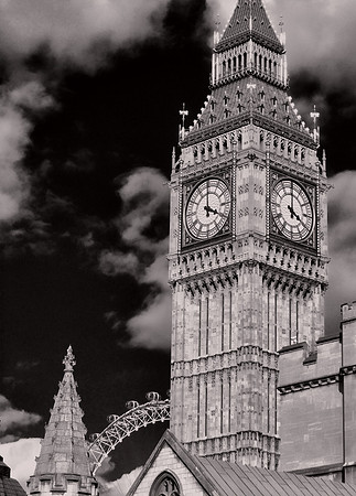 Big Ben B&W2