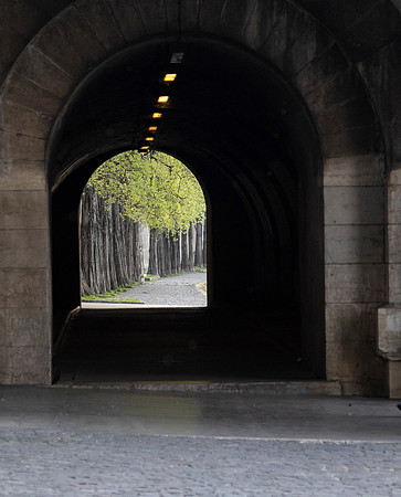 Arches of the Seine Promenade 2