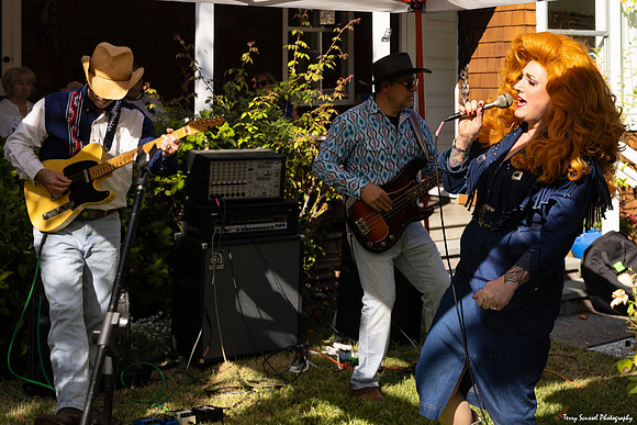 San Rafael PorchFest 122 (Terry Scussel)