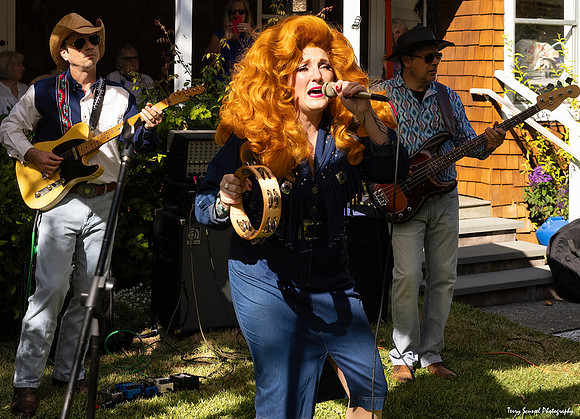 San Rafael PorchFest 121 (Terry Scussel)