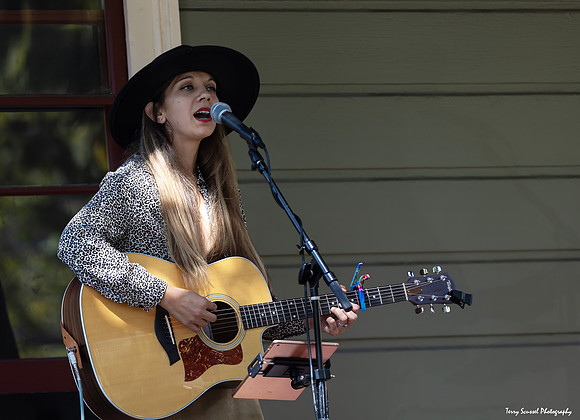 San Rafael PorchFest 77 (Terry Scussel)