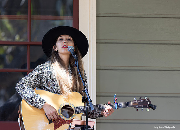 San Rafael PorchFest 78 (Terry Scussel)