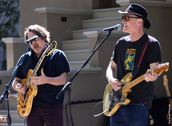 San Rafael PorchFest 107 (Terry Scussel)