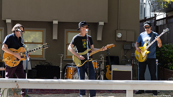 San Rafael PorchFest 89 (Terry Scussel)
