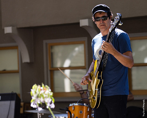 San Rafael PorchFest 108 (Terry Scussel)