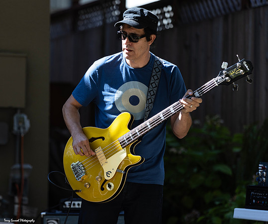 San Rafael PorchFest 95 (Terry Scussel)