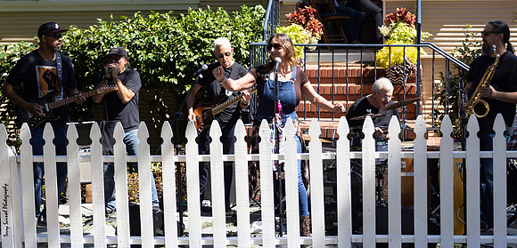 San Rafael PorchFest 75 (Terry Scussel)