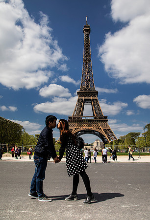 An Eiffel Kiss