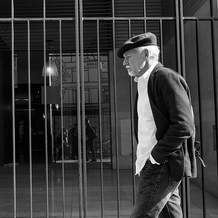 Parisian w-Beret B&W