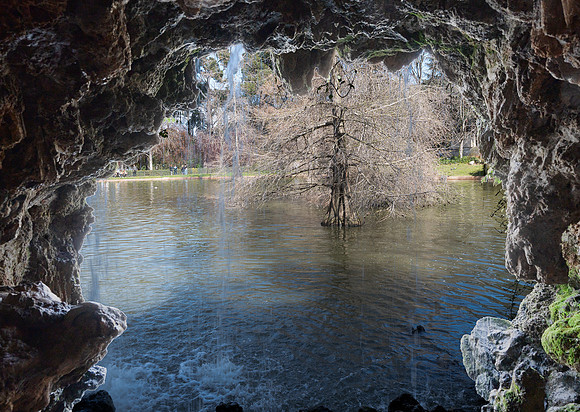 Pond at Retiro Park
