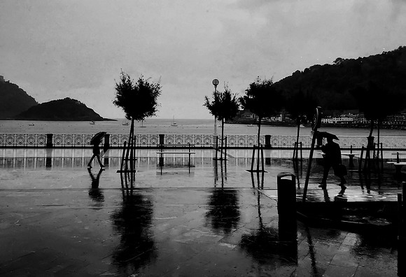 Wet Morning in San Sebastian-1