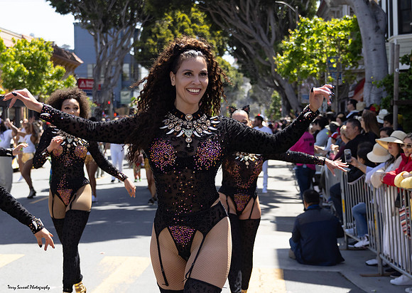 Parade 30 (Terry Scussel)