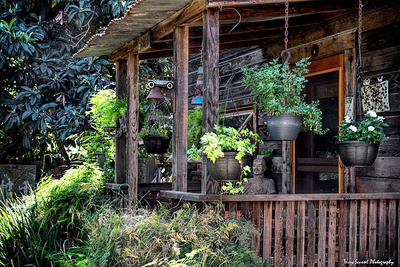 11 Locke Log Cabin