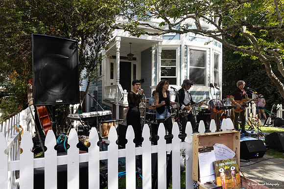 SR Porch Fest 2024 Ed Radio Fantastique 8 (Terry Scussel)