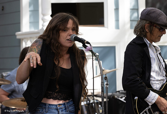 SR Porch Fest 2024 Ed Radio Fantastique 12 (Terry Scussel)