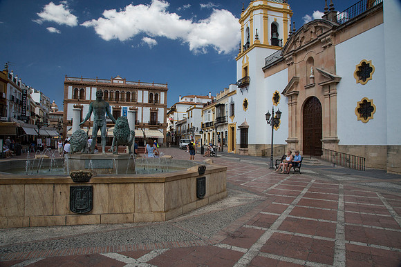 Plaza at Ronda 1