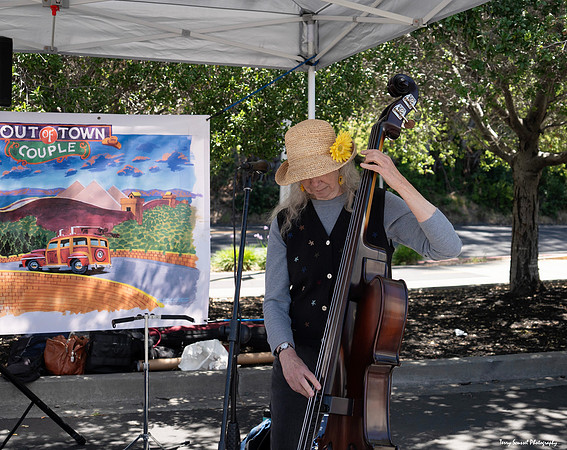 Out of Town Couple 8, SR Farmer's Market