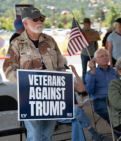 Defending Vets of D-Day 17 (Terry Scussel)