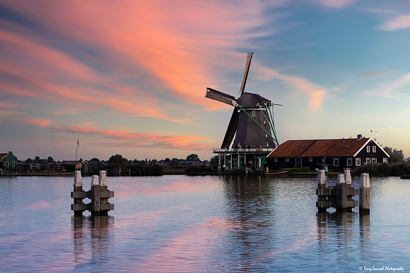 De Zoeker Windmill, Zaanse Schans - Netherlands copy