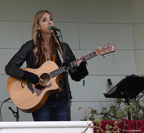 SR Porch Fest 2024 Rodenburg 2 (Terry Scussel)